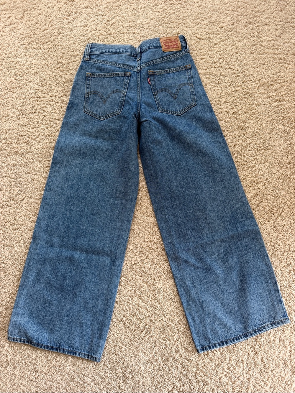 Levi's Women's Wide Leg Jeans - Medium Blue - Picture 2 of 5